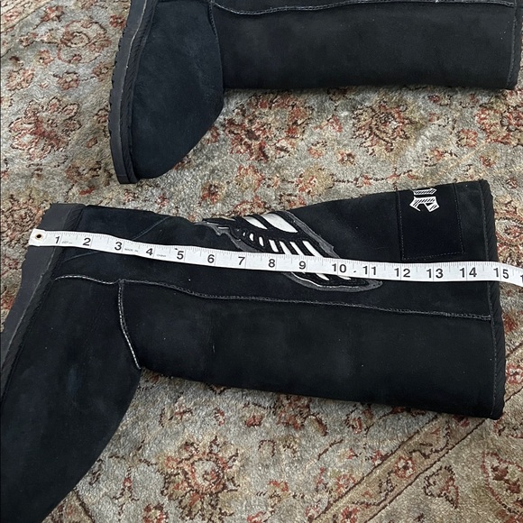 TYLIE MALIBU LOVE ANGEL WING BLACK SILVER TALL UGG LIKE BOOTS SIZE 10 y2k USA - Picture 7 of 10
